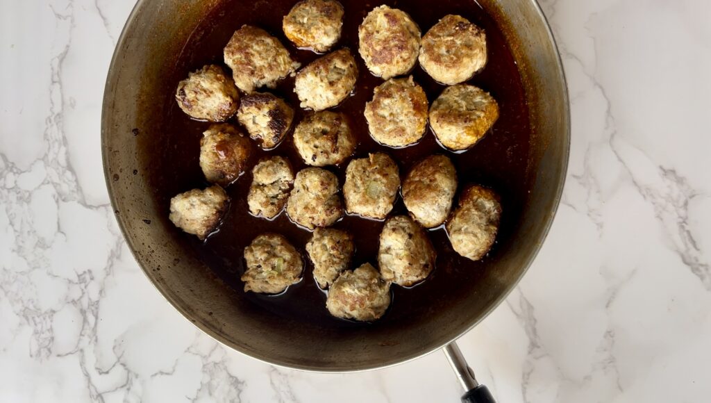 Meatballs in Glaze