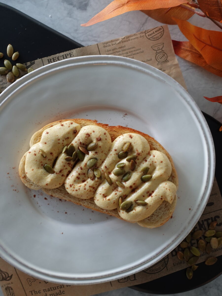 pumpkin pie whipped ricotta cheese toast
