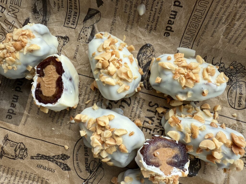 white chocolate pb dates